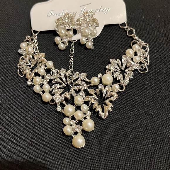 Bridal Necklace & Earrings - Picture 3 of 3
